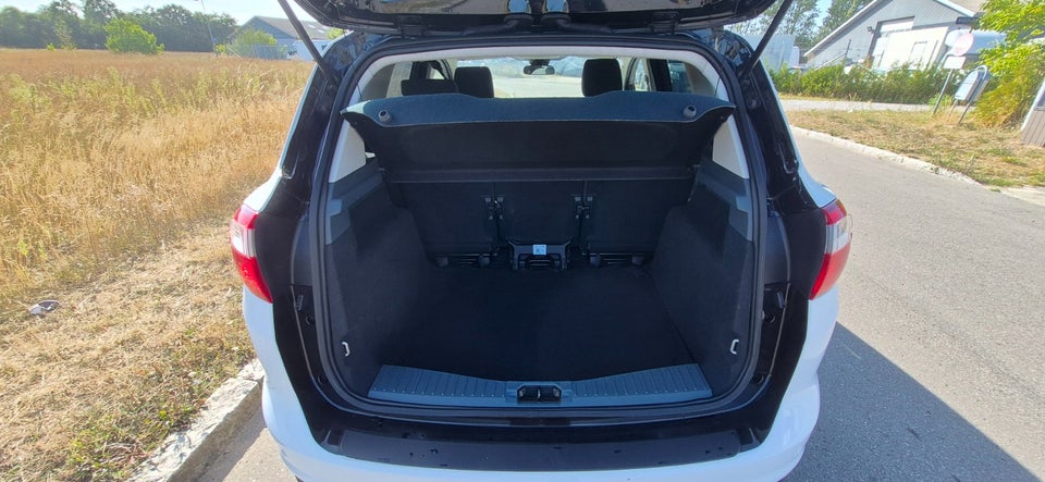 Ford C-MAX 1,6 TDCi 115 Titanium 5d