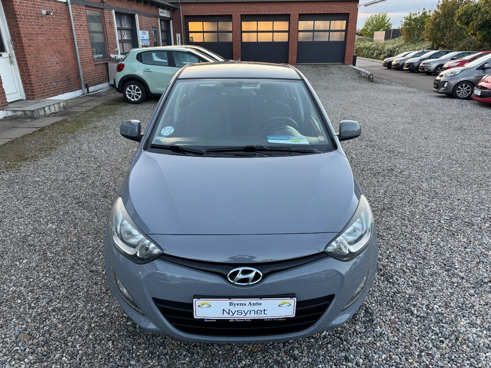 Hyundai i20 1,25 Classic XTR 5d
