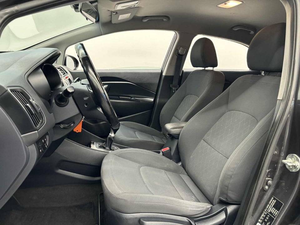 Kia Rio 1,2 CVVT Attraction 5d