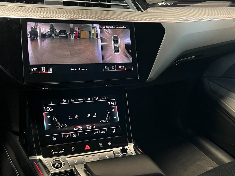 Audi Q8 e-tron 55 S-line Sportback quattro 5d