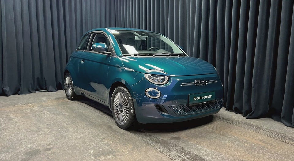 Fiat 500e 42 Icon 3d