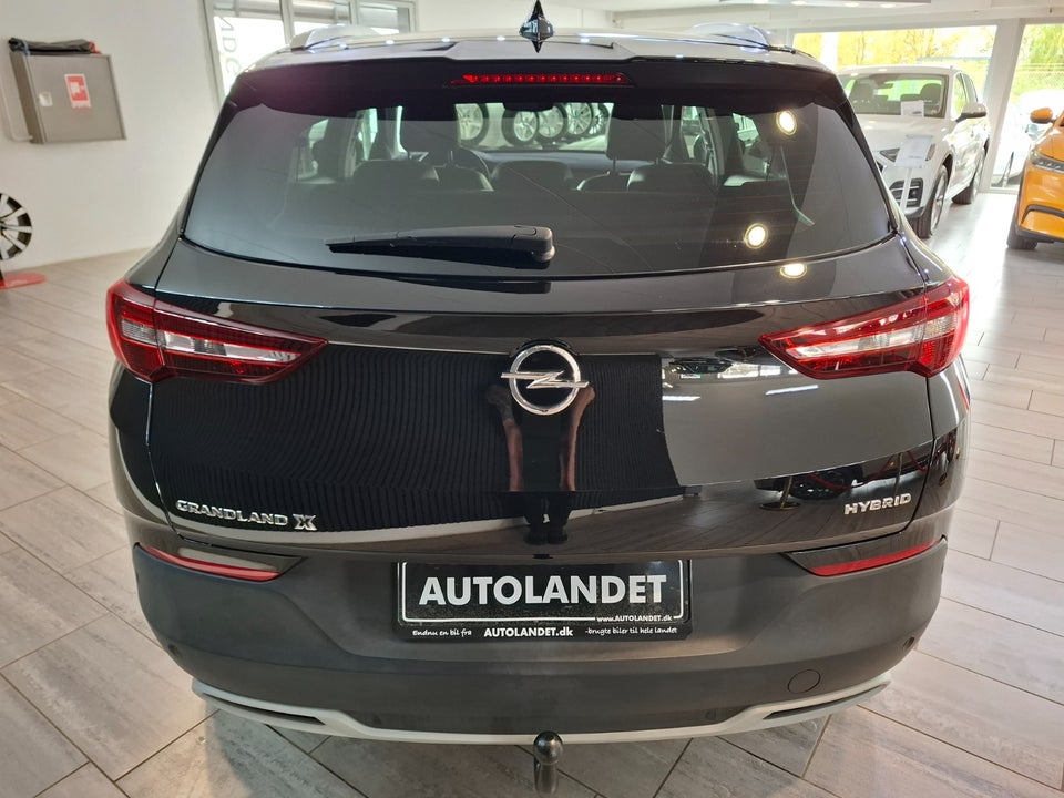 Opel Grandland X 1,6 Hybrid Ultimate aut. 5d