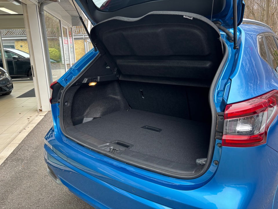 Nissan Qashqai 1,3 Dig-T 160 Tekna+ Dynamic DCT 5d