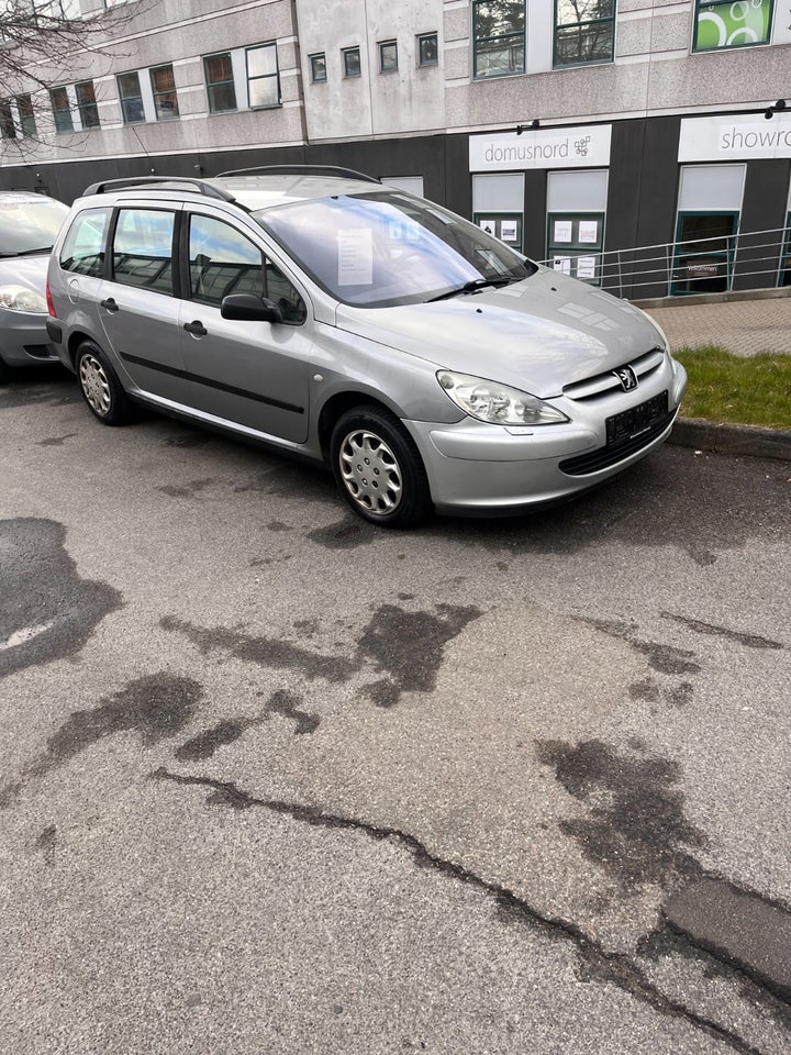 Peugeot 307 1,6 XR stc. 5d