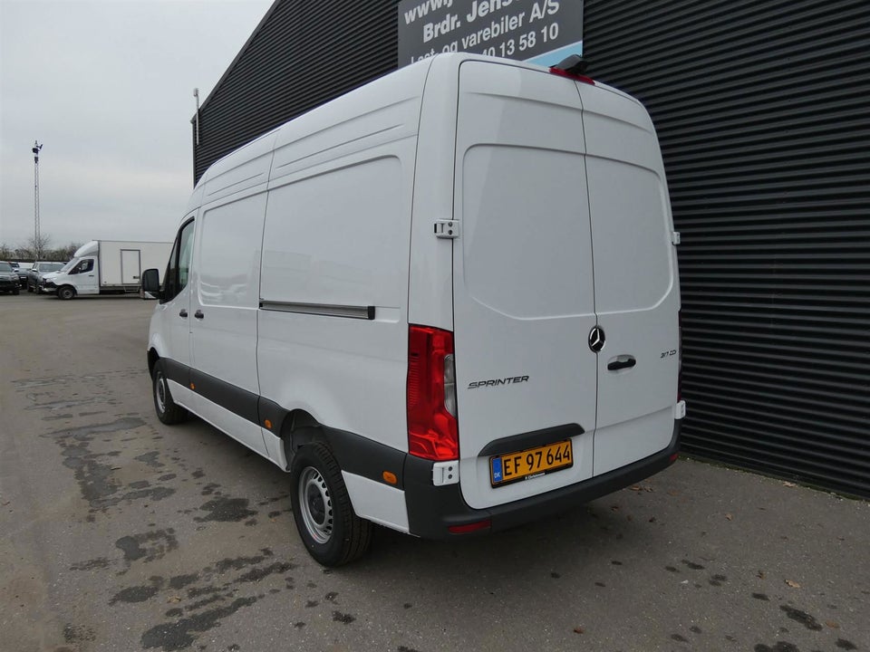 Mercedes Sprinter 317 2,0 CDi A2 Kassevogn PRO aut. RWD