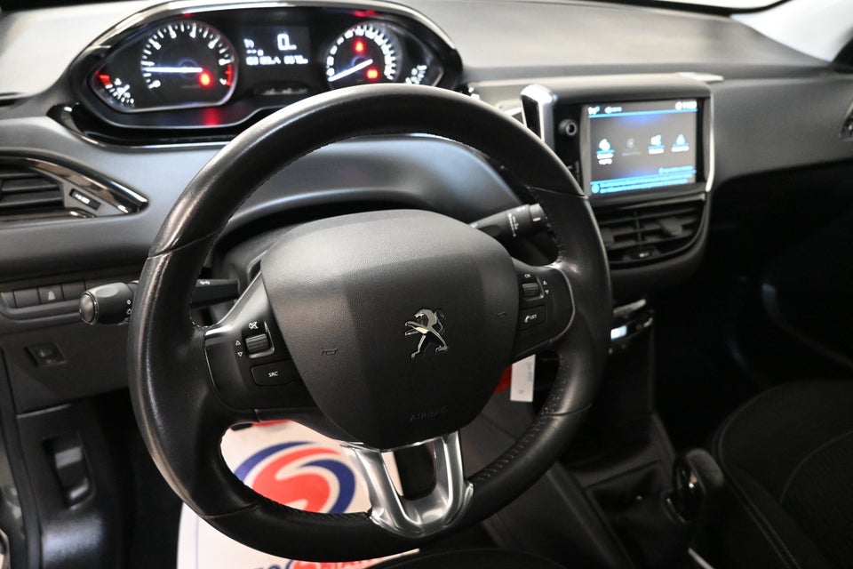 Peugeot 208 1,2 VTi 82 Envy 5d