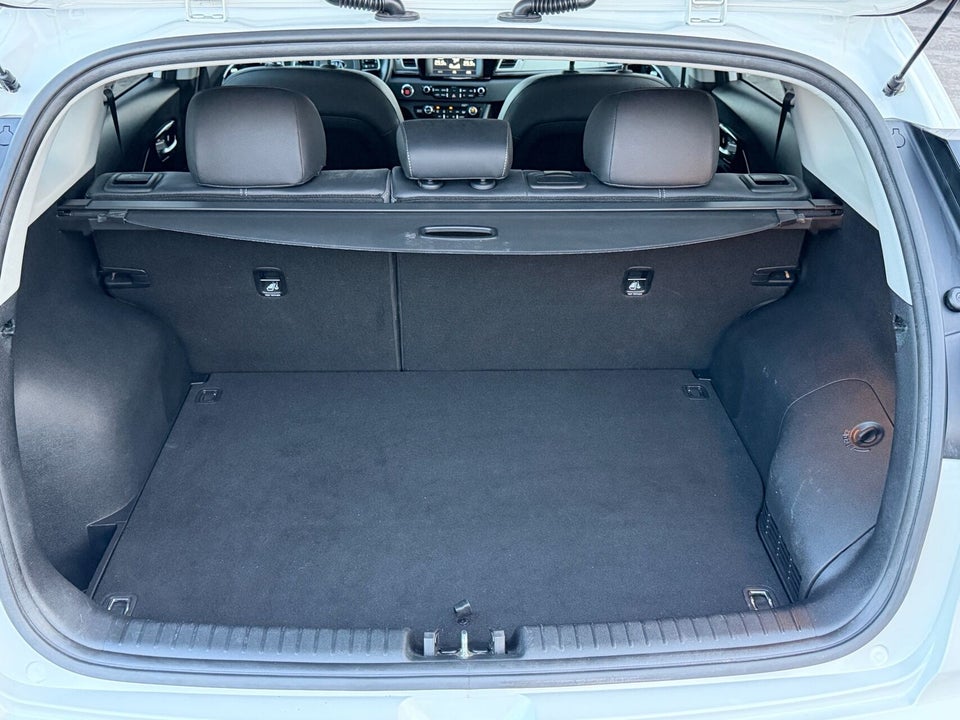 Kia Niro 1,6 PHEV Advance DCT 5d