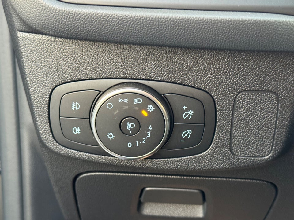 Ford Focus 1,0 EcoBoost Titanium 5d