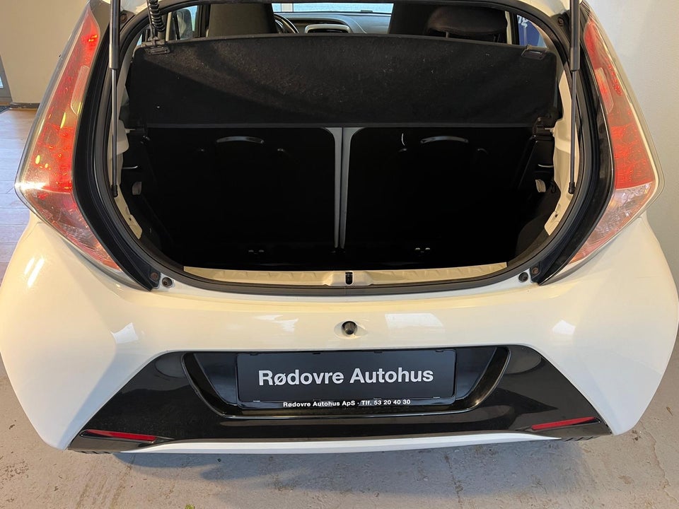 Toyota Aygo 1,0 VVT-i x-sky 5d