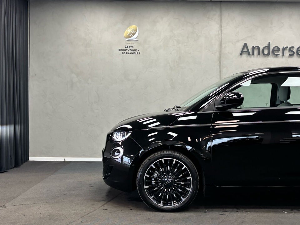 Fiat 500e 42 la Prima by Bocelli 3d