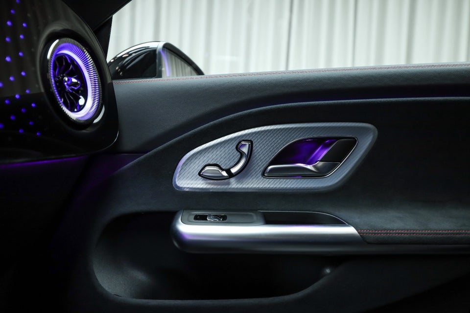 Mercedes CLA250+ electric AMG Advance Plus 4d