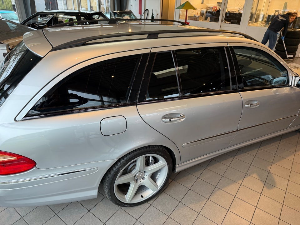 Mercedes E55 5,4 AMG stc. aut. 5d