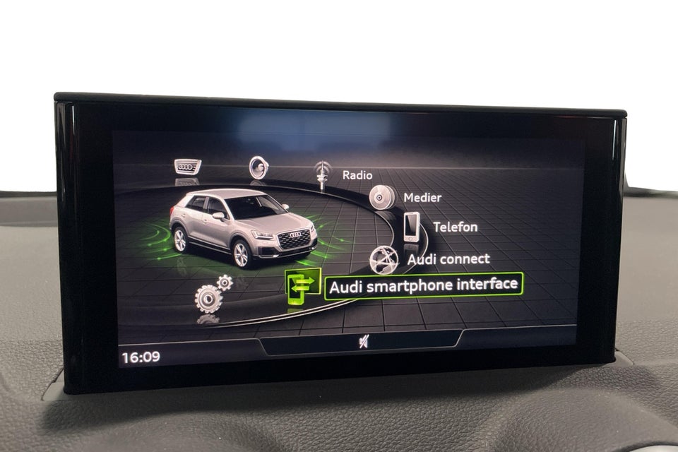 Audi Q2 35 TFSi S-line S-tr. 5d