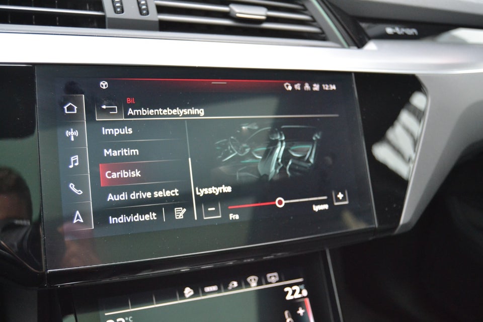 Audi e-tron 55 S-line quattro 5d