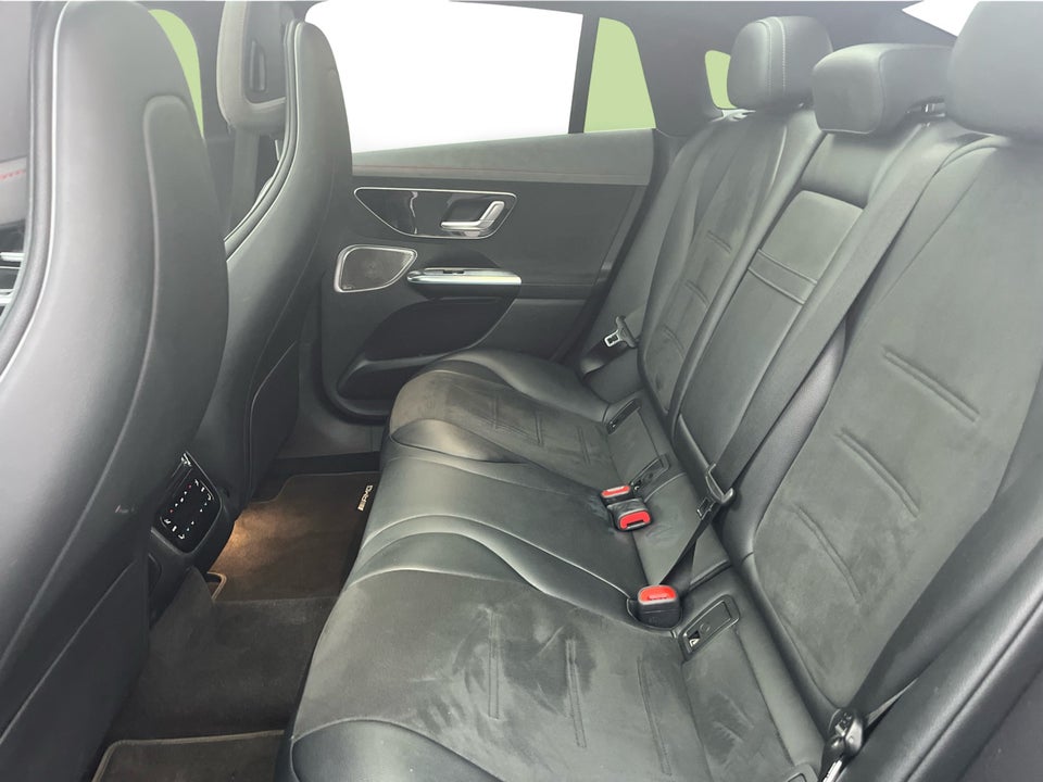 Mercedes EQE350 AMG Line 4d