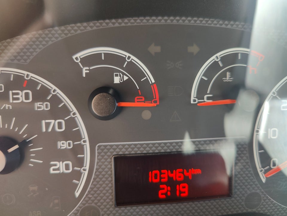 Fiat Fiorino 1,3 MJT 80 Basic Van 5d