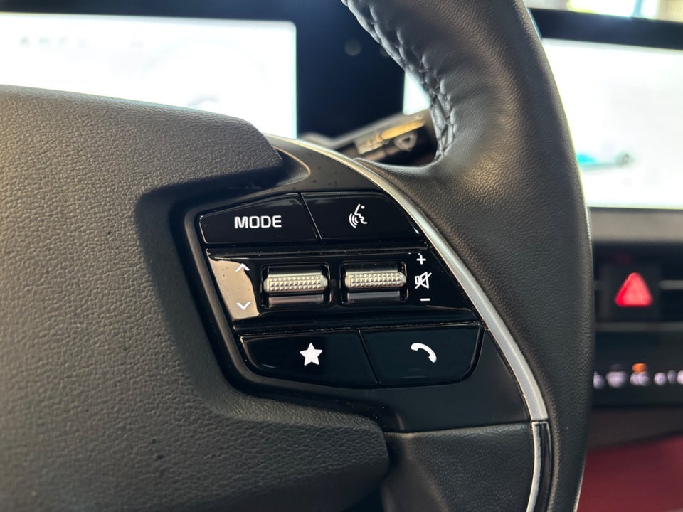 Kia EV6 77 Long Range 5d
