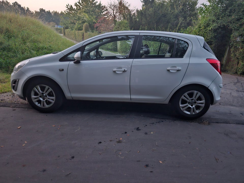 Opel Corsa 1,3 CDTi 95 Cosmo eco 5d