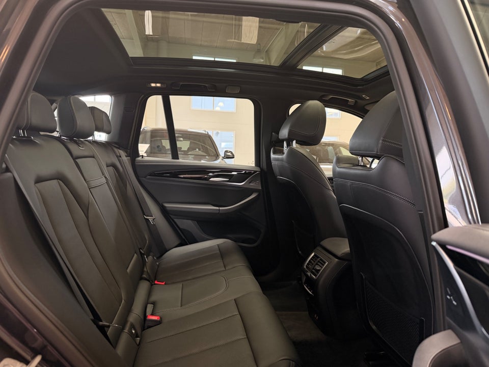 BMW iX3 Charged M-Sport 5d