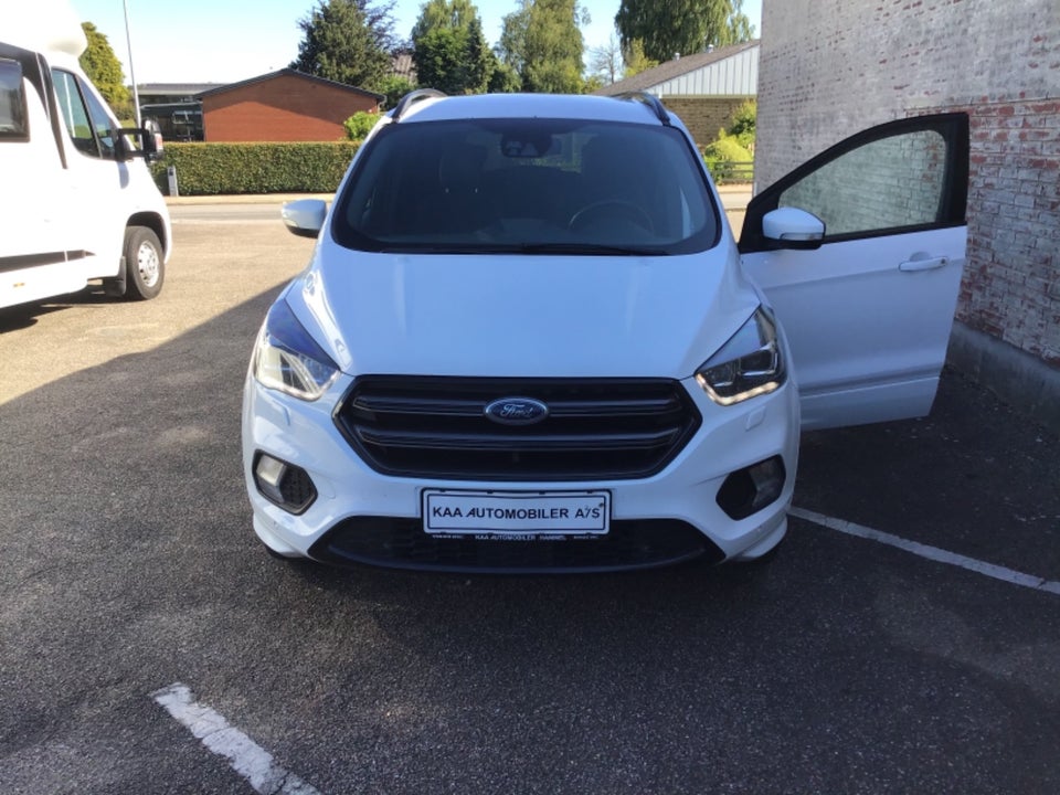 Ford Kuga 1,5 TDCi 120 ST-Line aut. 5d