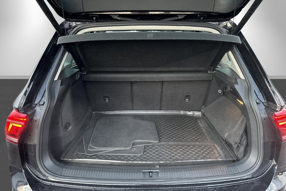 VW Tiguan 1,4 eHybrid Elegance DSG 5d