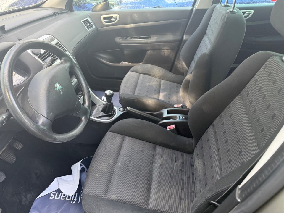 Peugeot 307 1,6 T6 SW 5d