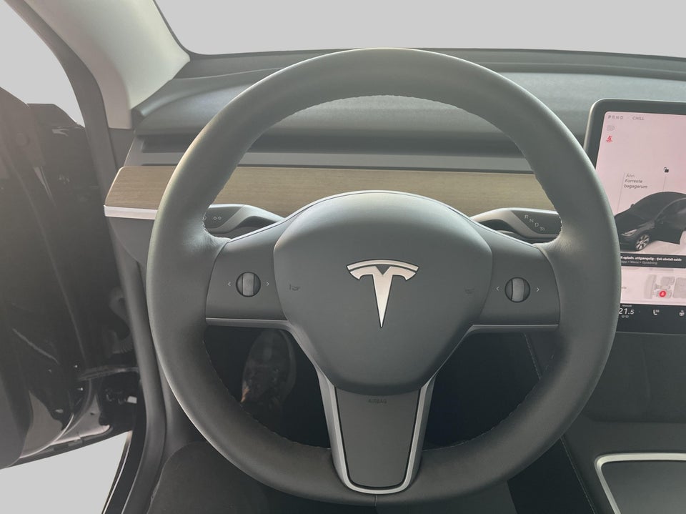 Tesla Model Y RWD 5d