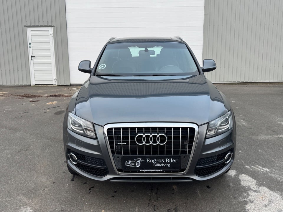 Audi Q5 3,0 TDi 240 S-line quattro S-tr. 5d