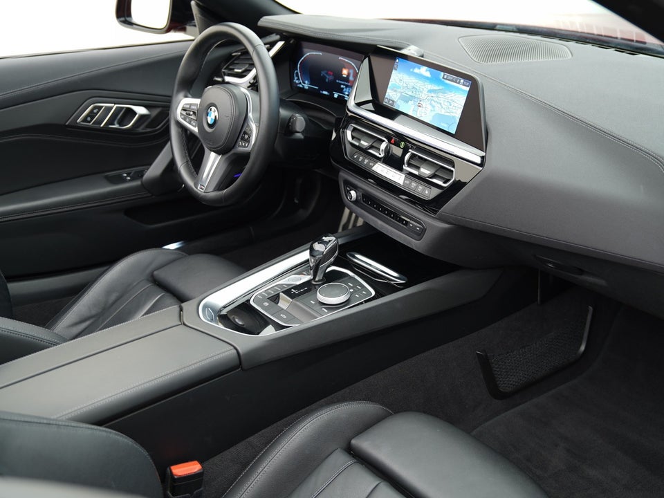 BMW Z4 2,0 sDrive20i Roadster Connected aut. 2d
