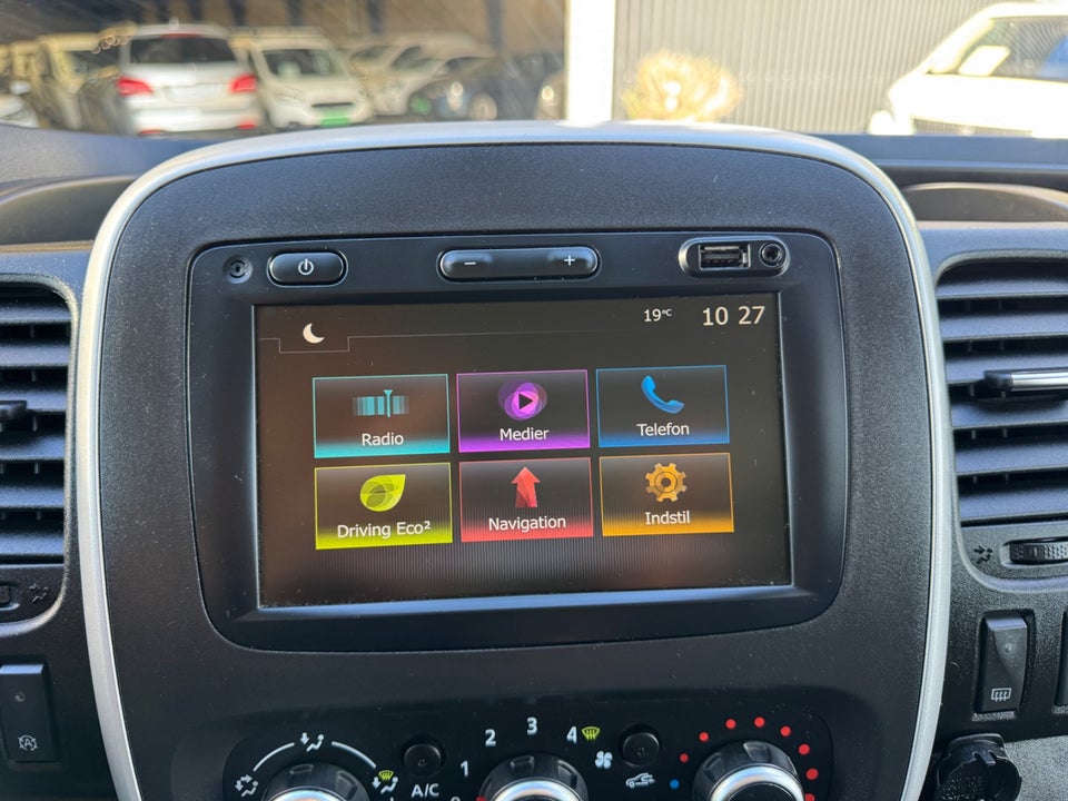Renault Trafic T29 2,0 dCi 145 L2H1 EDC