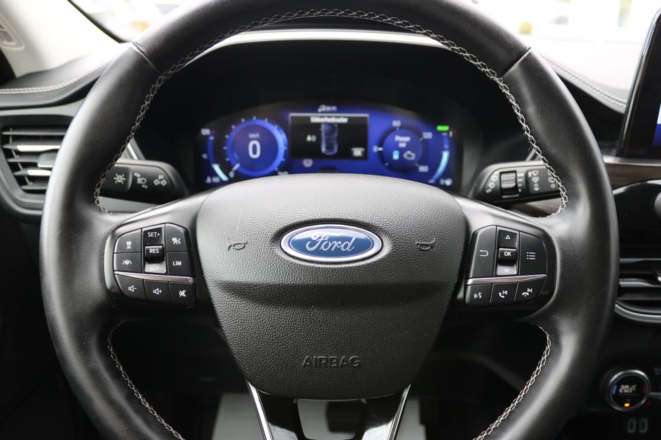 Ford Kuga 2,5 PHEV Vignale CVT 5d