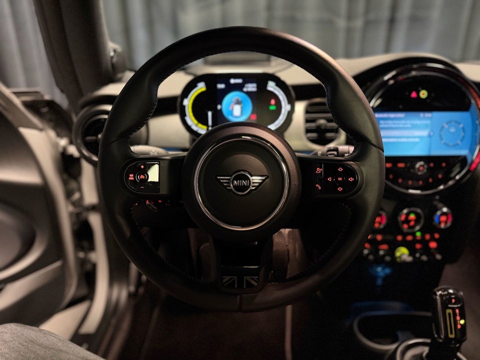 MINI Cooper SE Yours Trim 3d