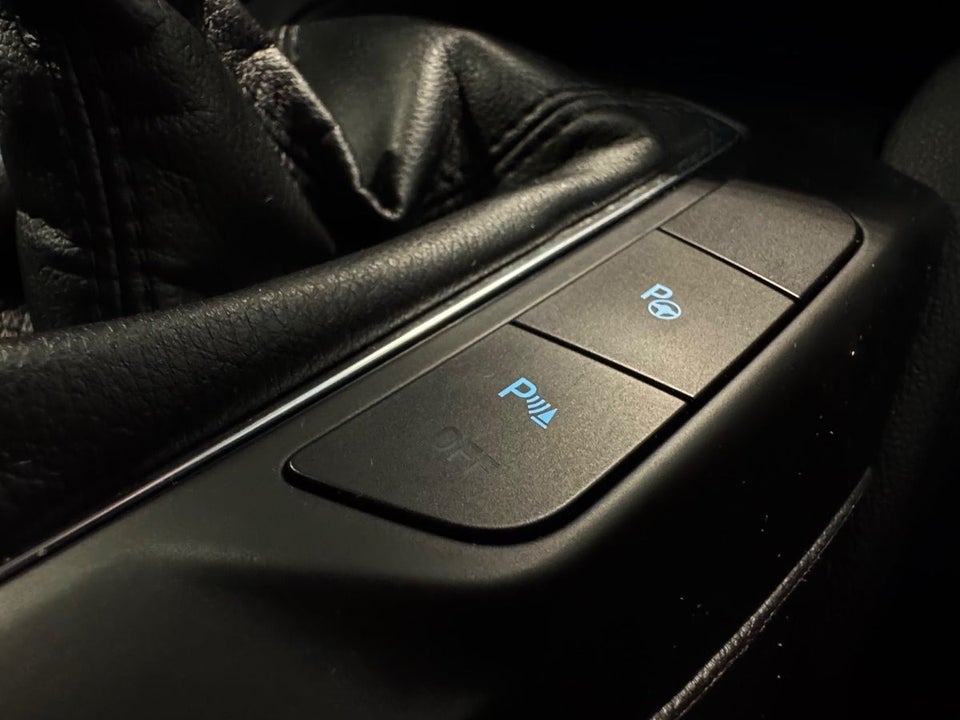 Ford Focus 1,0 EcoBoost Titanium stc. 5d