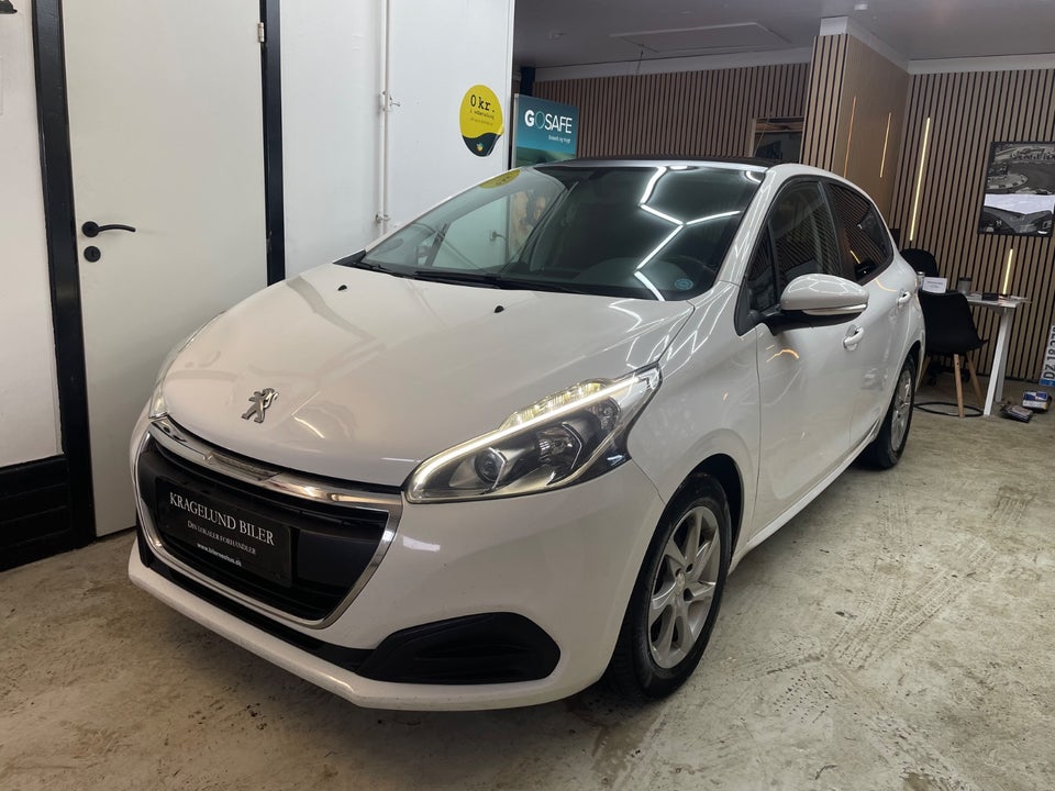 Peugeot 208 1,6 BlueHDi 100 Envy Sky 5d