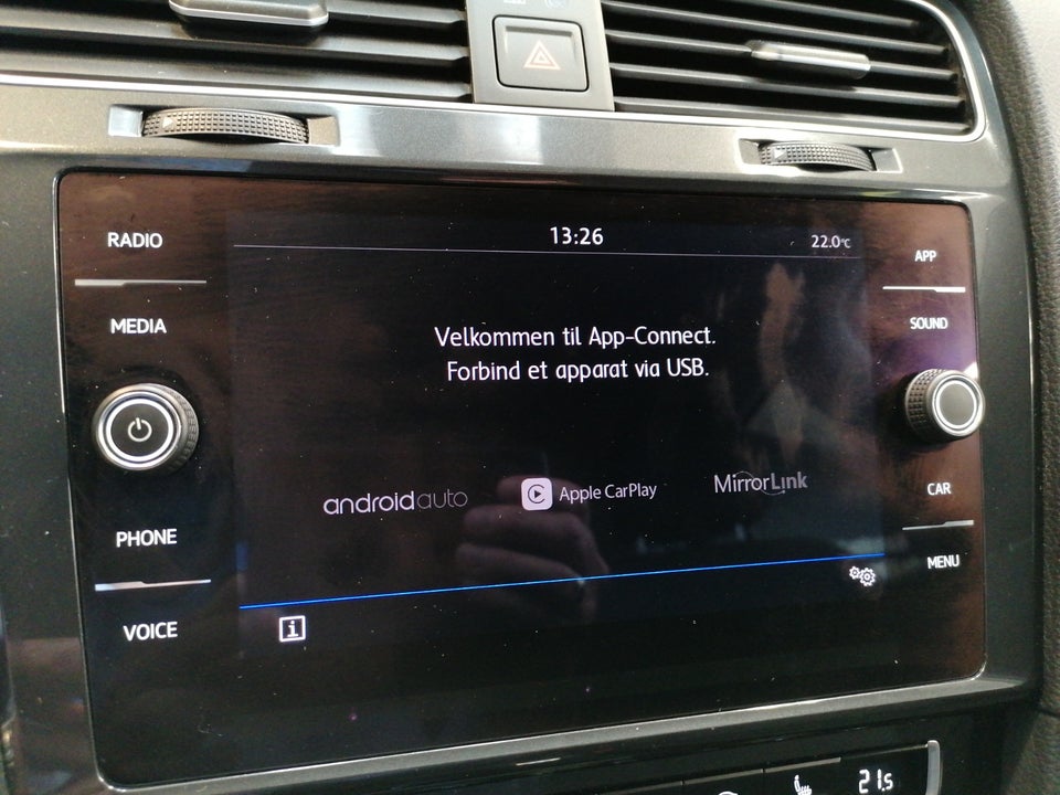 VW Golf VII 1,5 TSi 150 Comfortline Connect Variant DSG 5d