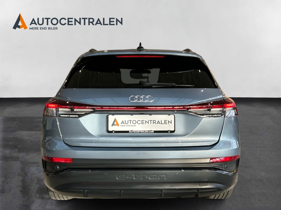 Audi Q4 e-tron 40 S-line 5d