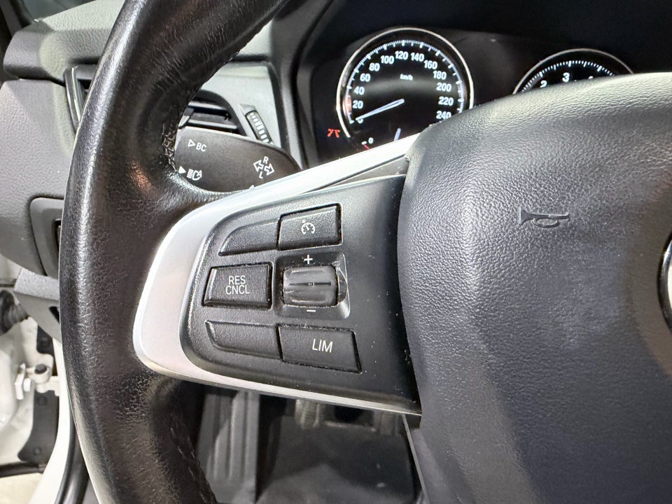 BMW 216i 1,5 Active Tourer Advantage 5d