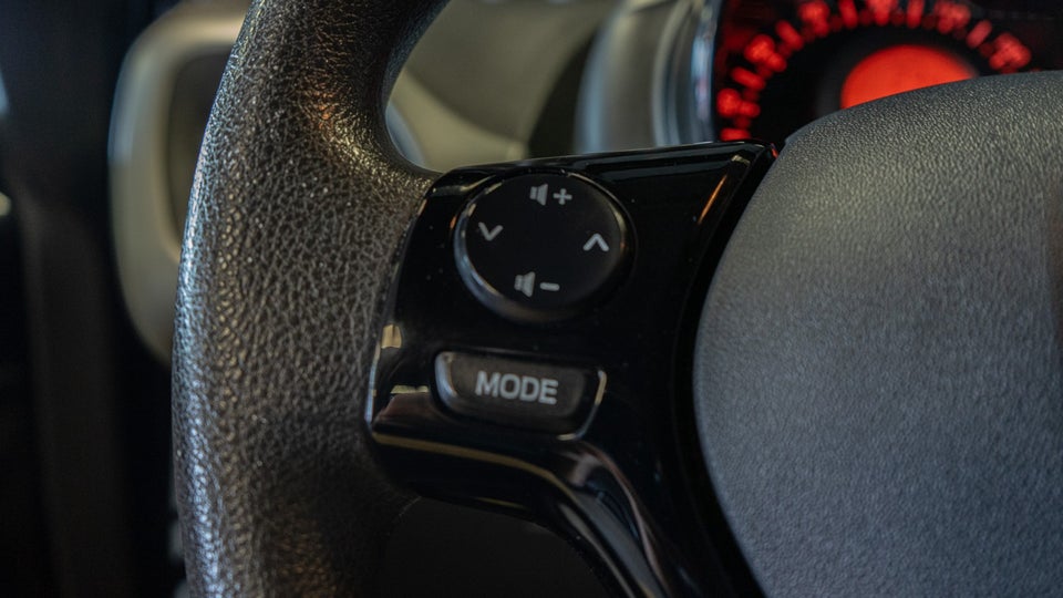 Citroën C1 1,0 e-VTi Shine Airscape 5d