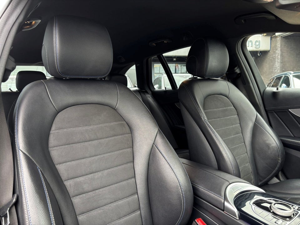 Mercedes C300 de 2,0 AMG Line Night Edition stc. aut. 5d