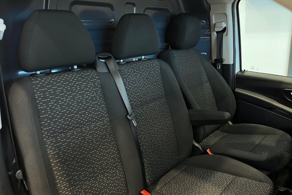 Mercedes Vito 114 2,0 CDi Kassevogn aut. L RWD
