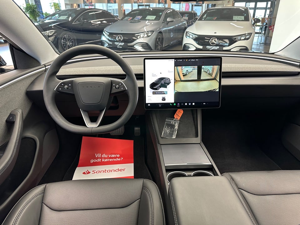 Tesla Model 3 RWD 4d