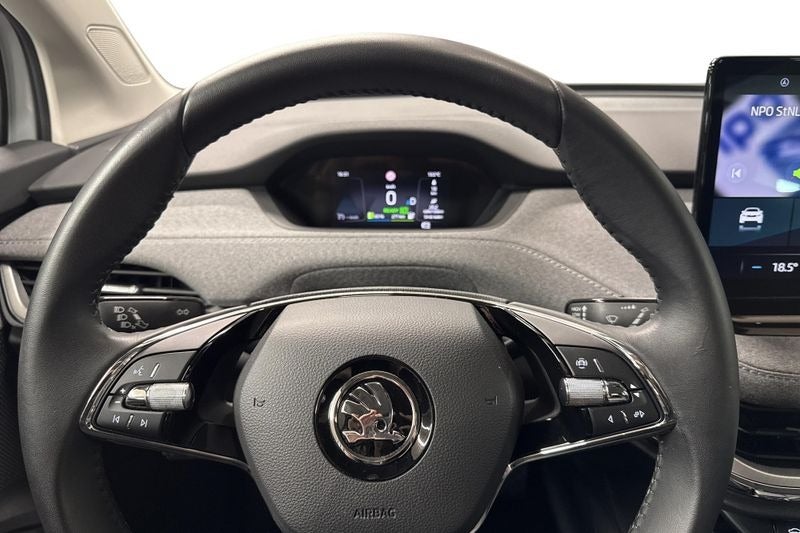 Skoda Enyaq 60 iV Loft 5d