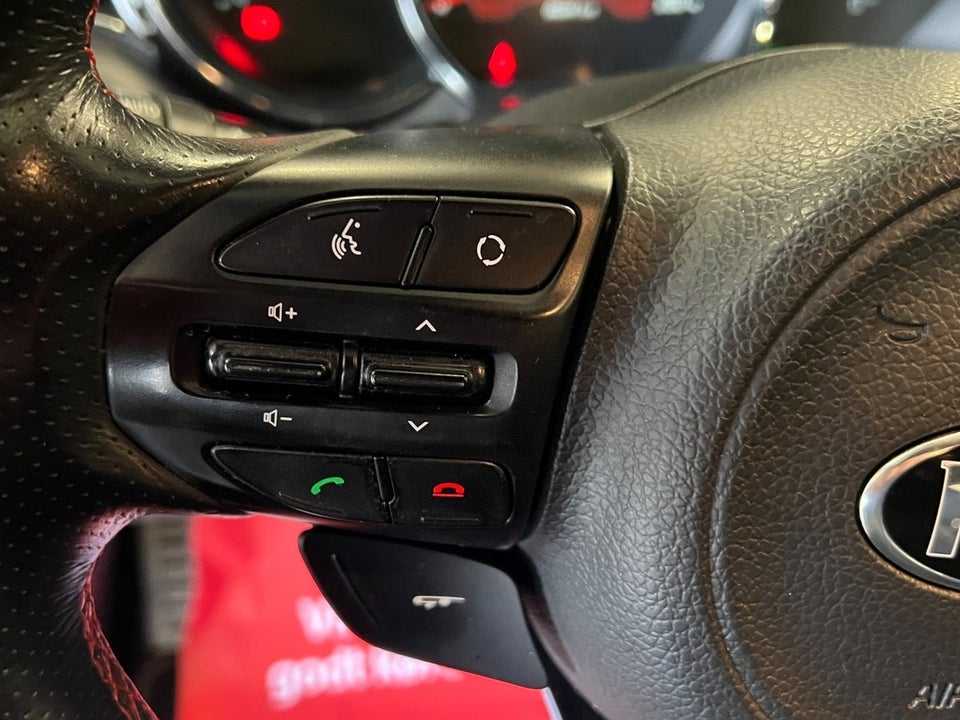 Kia Ceed 1,6 T-GDi GT Advance 5d