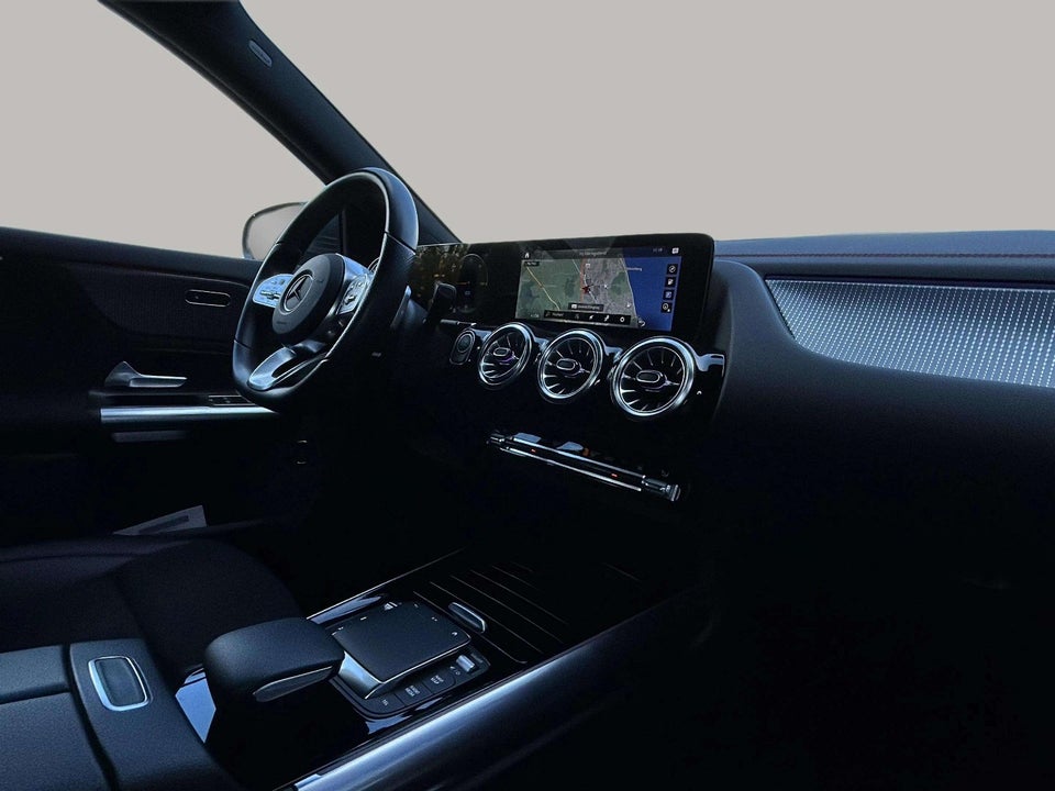 Mercedes EQA250 AMG Line 5d