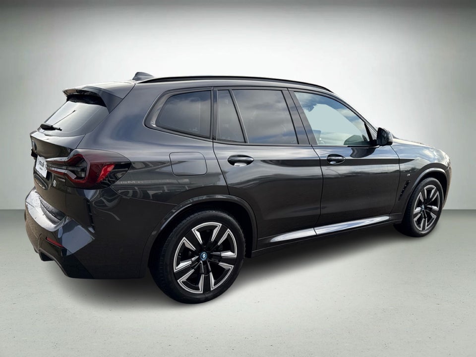 BMW iX3 Charged M-Sport 5d