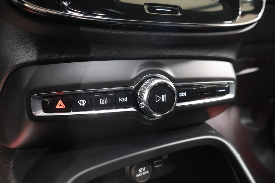 Volvo XC40 P6 ReCharge Plus 5d