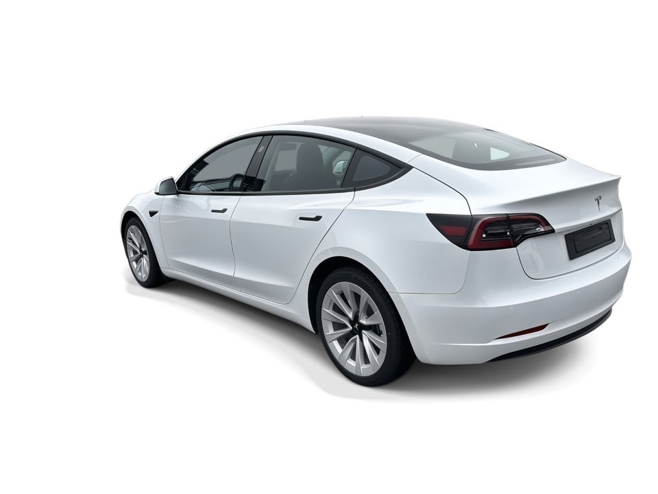 Tesla Model 3 RWD 4d