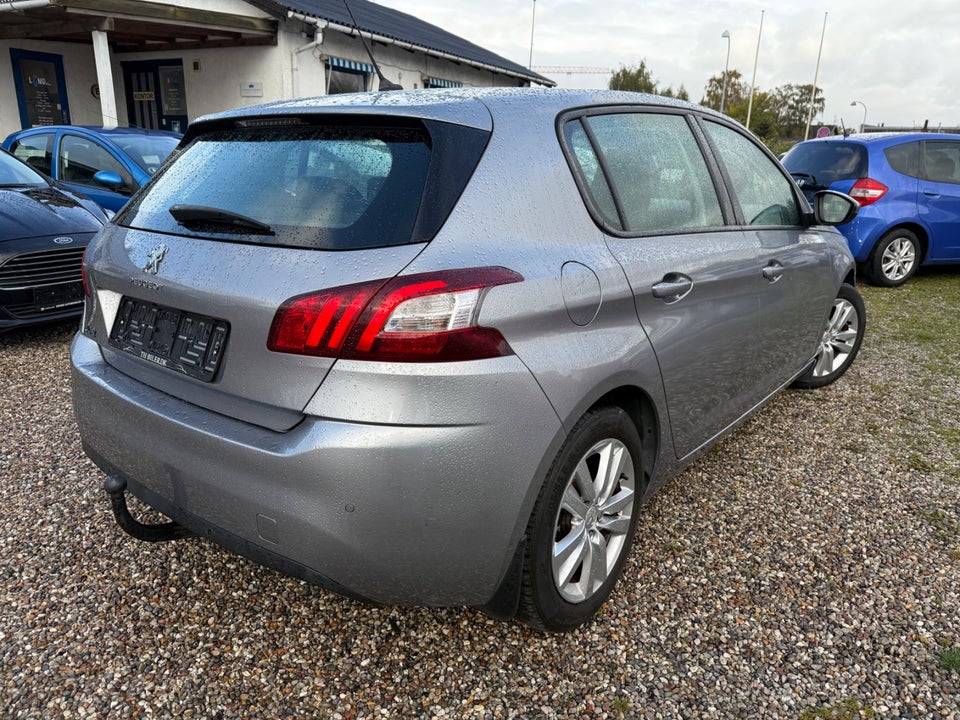 Peugeot 308 1,2 VTi 82 Active 5d