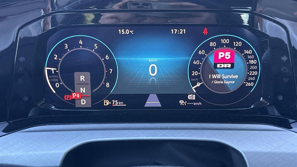 VW Golf VIII 1,5 eTSi 130 Life 75 Years Edition DSG 5d