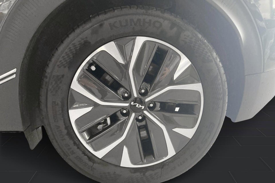 Kia EV6 77 Long Range 5d